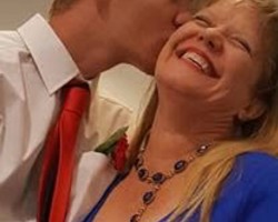 We are a VERY affectionate Family, this is my red head and baby giving his Mother some xxx's, he sends flowers too