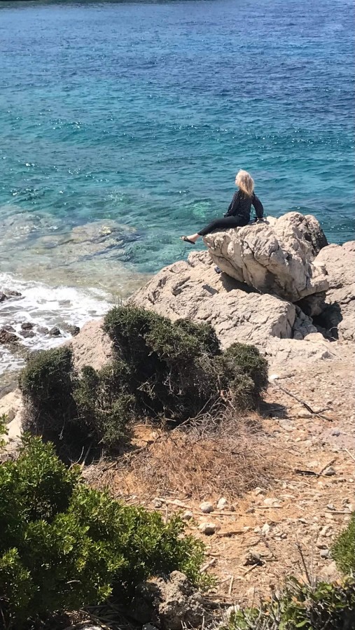 This is another Photo taken in Türkiye. Getting to sit on that point was a challenge but well worth it.