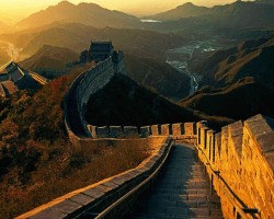 A section of the Great Wall at sunset in Jinshanling, China.