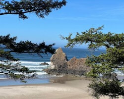 This was a fun day trip to the Oregon coast. Look real close and you will see yourself and I there together next time.